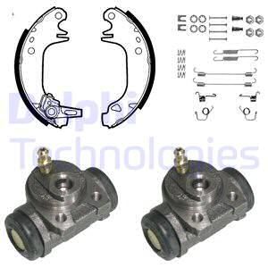 DELPHI Комплект тормозных колодок 831