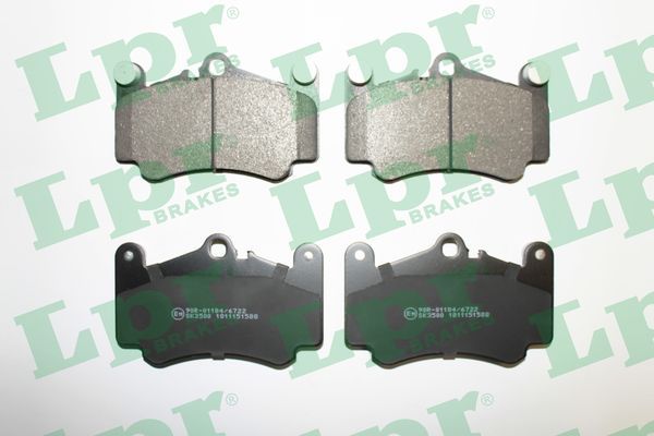 LPR Комплект тормозных колодок, дисковый тормоз 05P1588