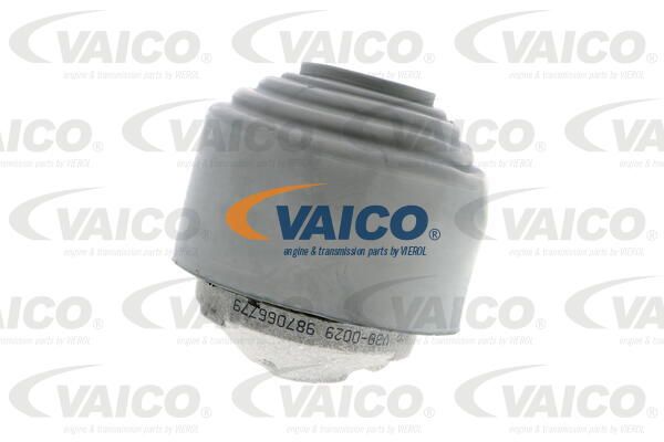 VAICO variklio montavimas V30-0029
