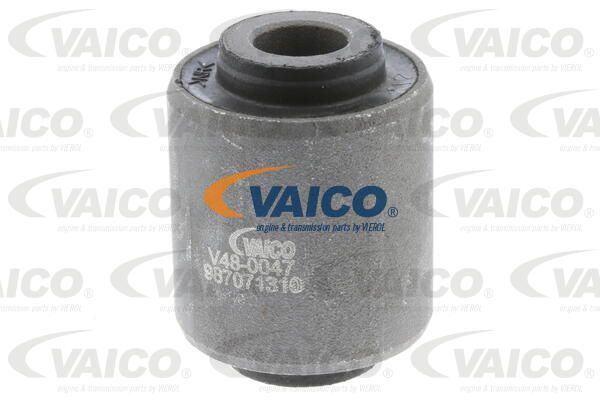 VAICO valdymo svirties/išilginių svirčių įvorė V48-0047