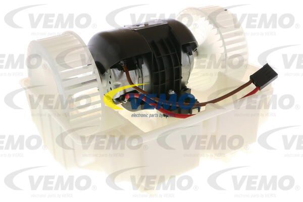 VEMO Устройство для впуска, воздух в салоне V30-03-0018